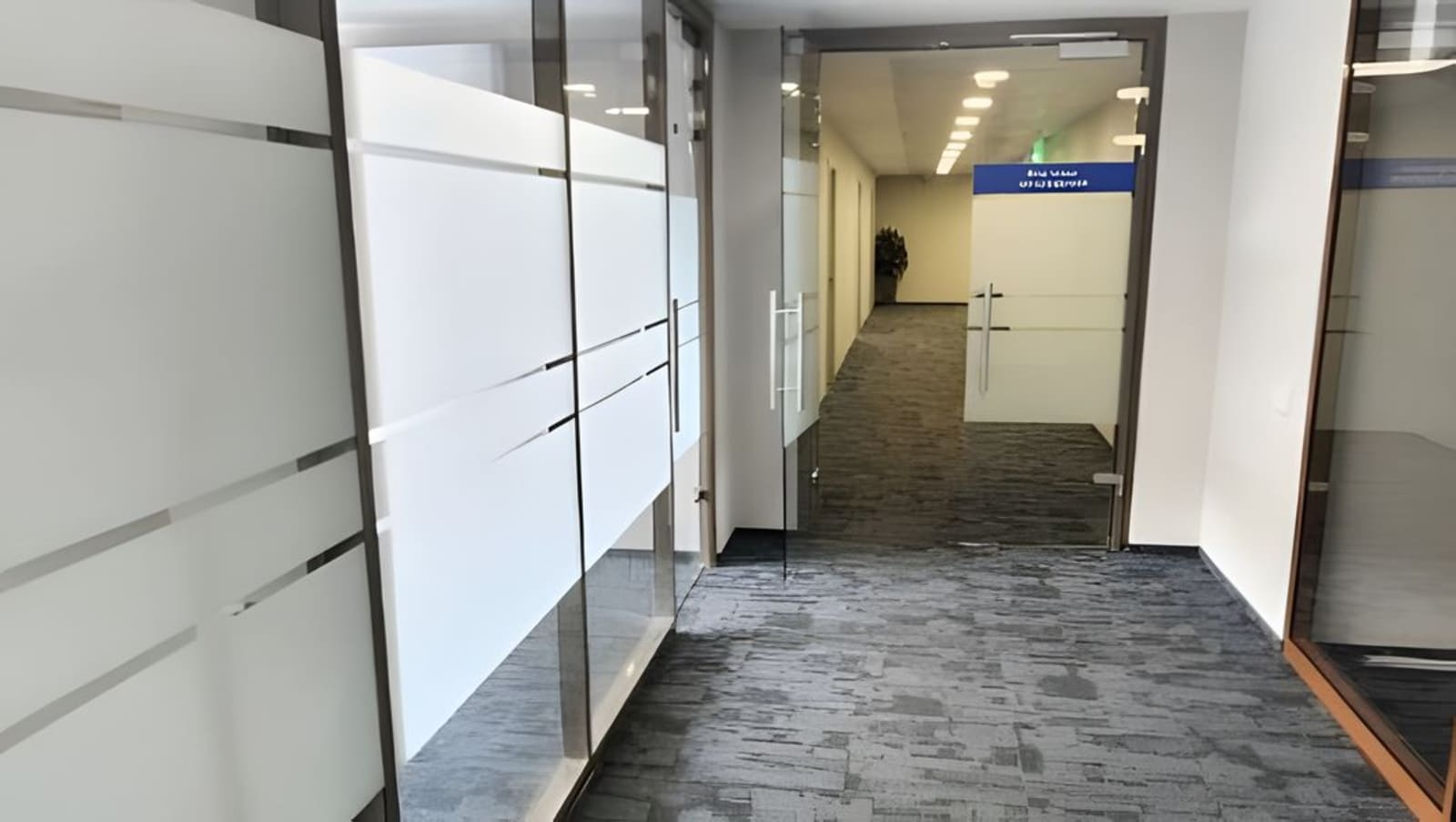 Аренда офиса 826 кв м в БЦ Кутузофф Тауэр